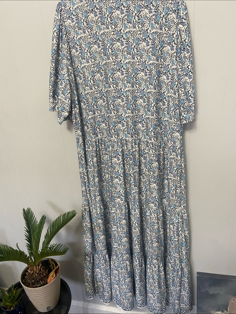 Cottage core, Max Studio Blue and White Floral Maxi Dress soze 3x - Picture 6 of 9